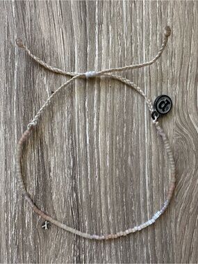 PURA VIDA Beaded Bracelet - Multi color Seed Beads